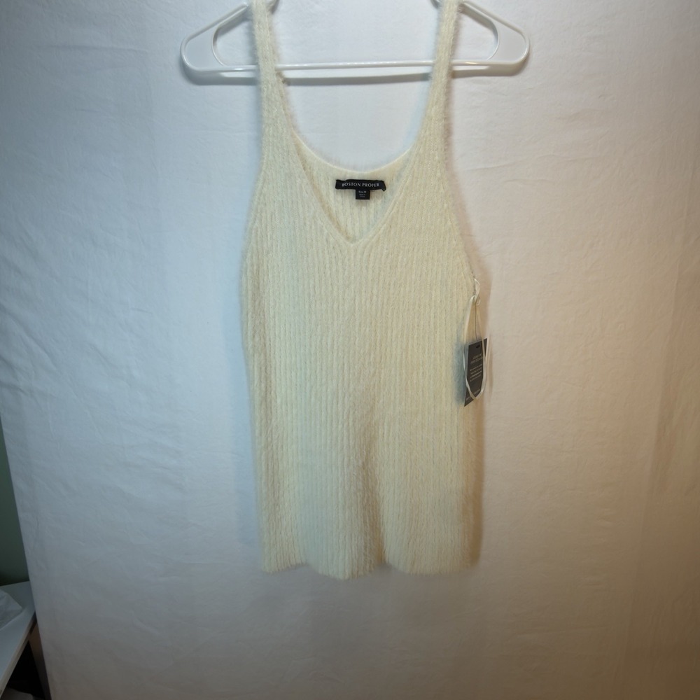Boston Proper NWT Ivory Women's Fuzzy Ribbed V-neck Tank Size M - Casual Dressy - Picture 3 of 11